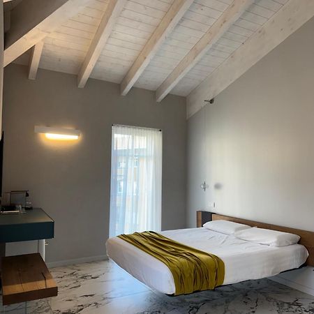 Vulcano Palace Castro  Buitenkant foto
